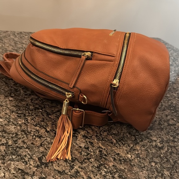Steve Madden brown pebbled soft vegan leather backpack bag EUC